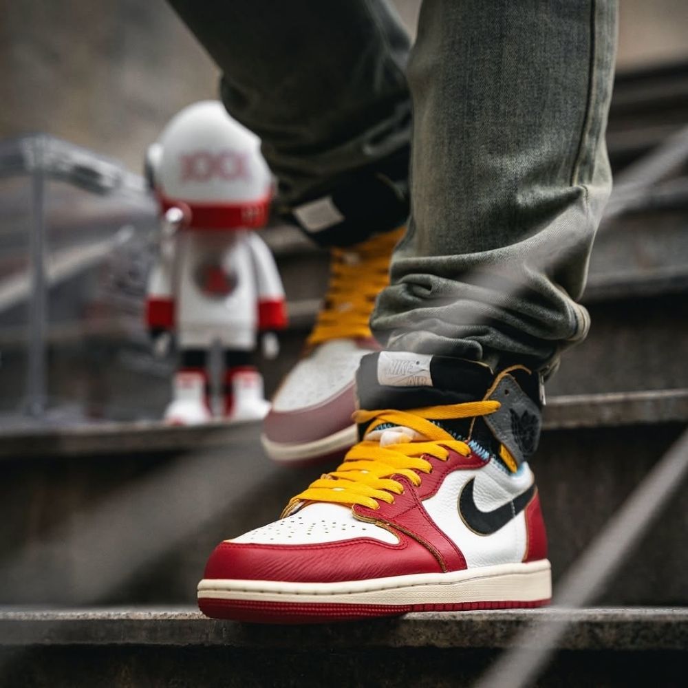 Air Jordan 1 Retro High OG X Union LA Chicago Shadow