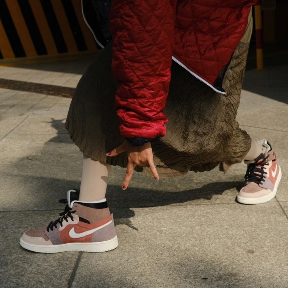 Air Jordan 1 High Zoom Air CMFT Canyon Rust