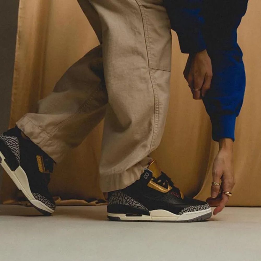 Air Jordan 3 Retro Black Cement Gold