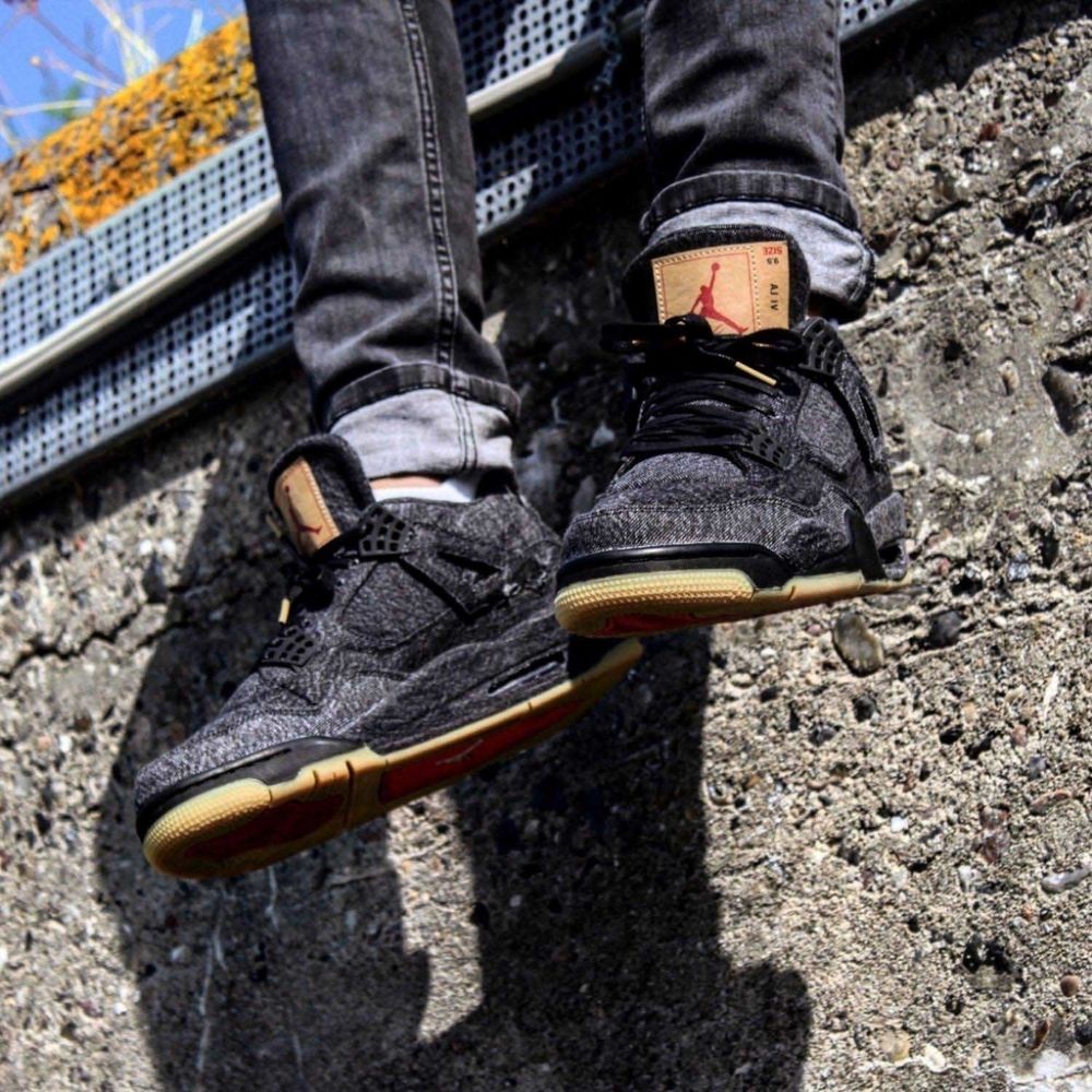 Air Jordan 4 Retro X Levis Black Denim