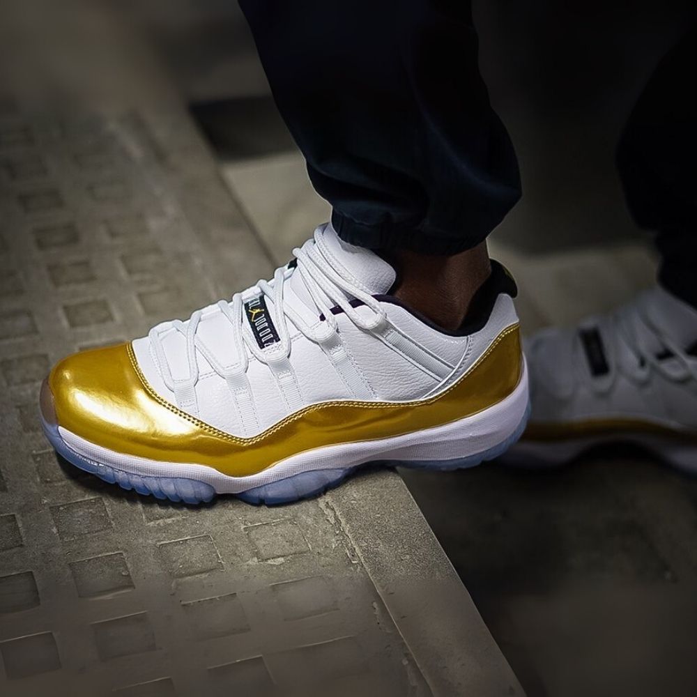 Air Jordan 11 Retro Low Closing Ceremony White Metallic Gold