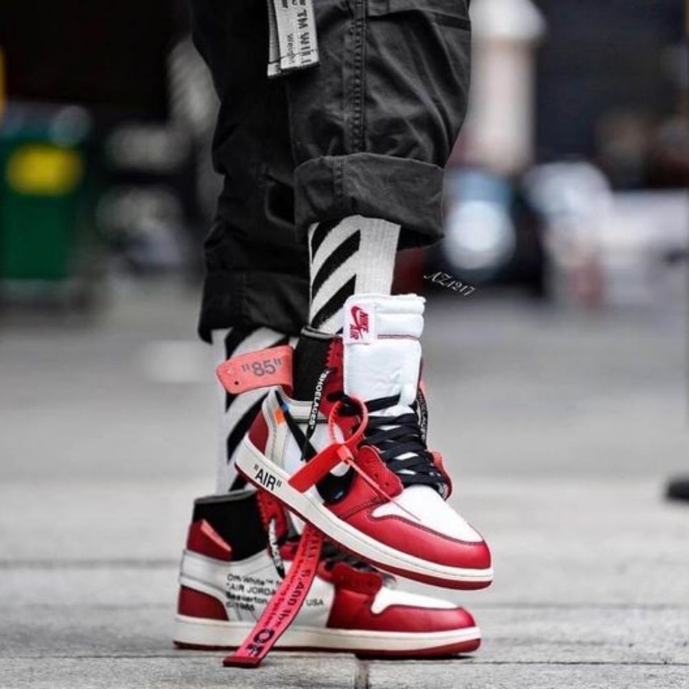 Air Jordan 1 Retro High x Off-White Chicago