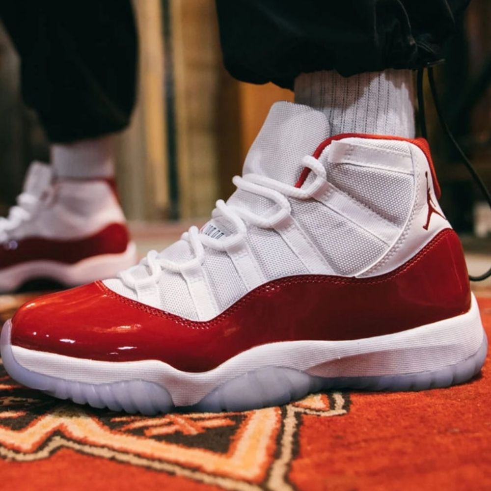 Air Jordan 11 Retro Cherry Varsity Red