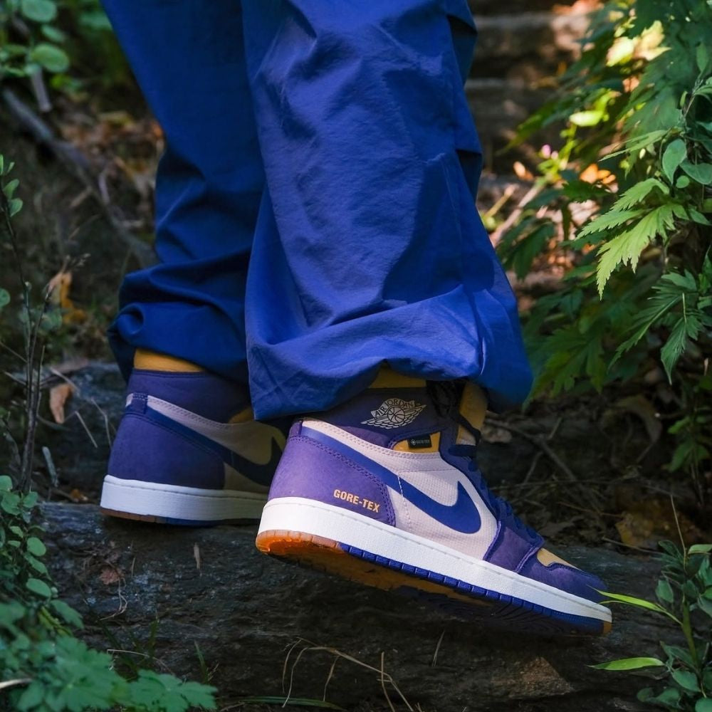 Air Jordan 1 Retro High Element Gore-Tex Sky J Purple