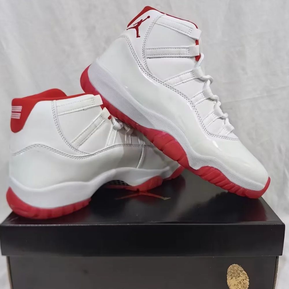 Air Jordan 11 Retro Varsity Red Bottom